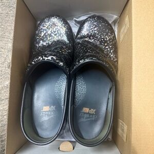 Dansko Black Multicolor Clogs